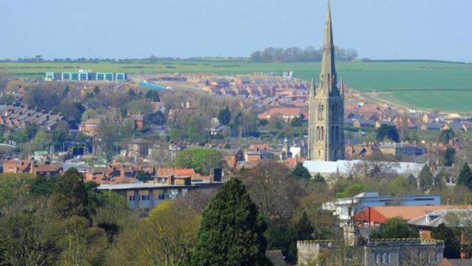 Simply Shredding Loughborough open in Grantham